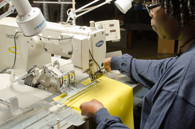 custom soft-sided carrying cases sewing with velcro cutting machine